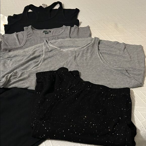 LOT of Target Brand Loungewear and Others - Picture 9 of 10